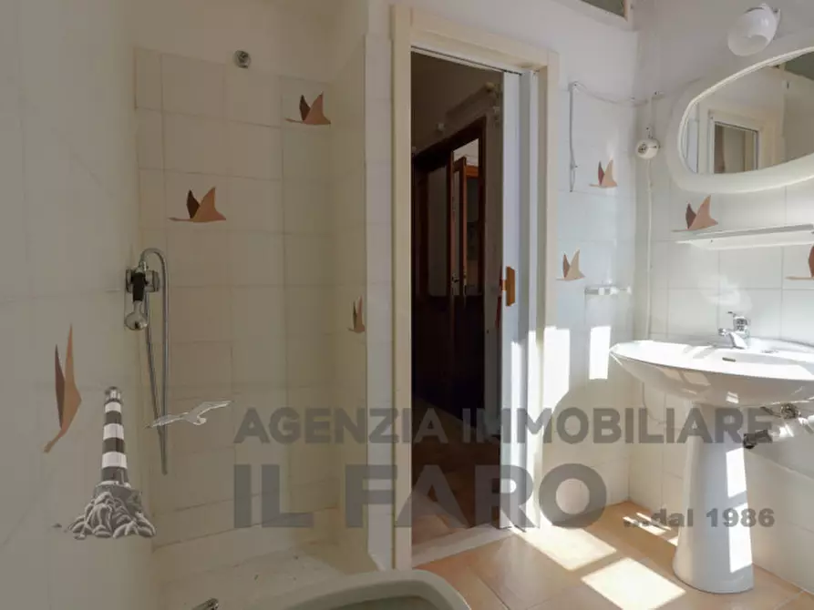 Immagine 18 di Ufficio in vendita  in via XX Settembre a La Maddalena