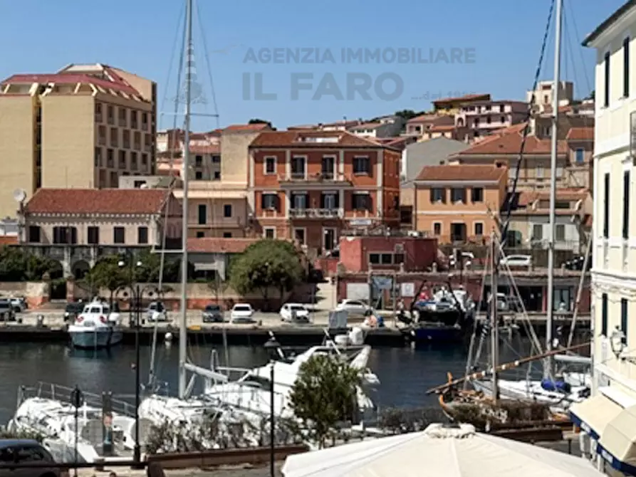 Immagine 19 di Ufficio in vendita  in via XX Settembre a La Maddalena