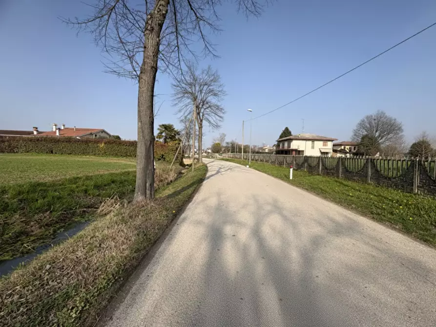 Immagine 7 di Terreno in vendita  in Via Boccalara a Saccolongo