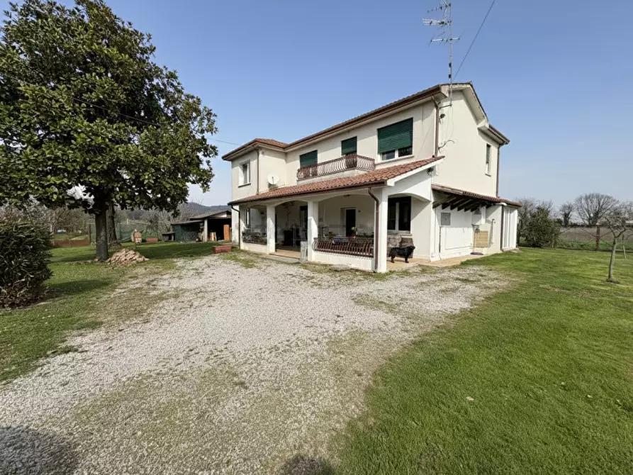 Immagine 2 di Casa indipendente in vendita  in Via Chiodare a Due Carrare