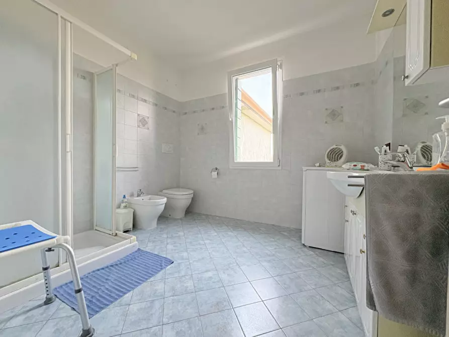 Immagine 18 di Casa indipendente in vendita  in Via Chiodare a Due Carrare