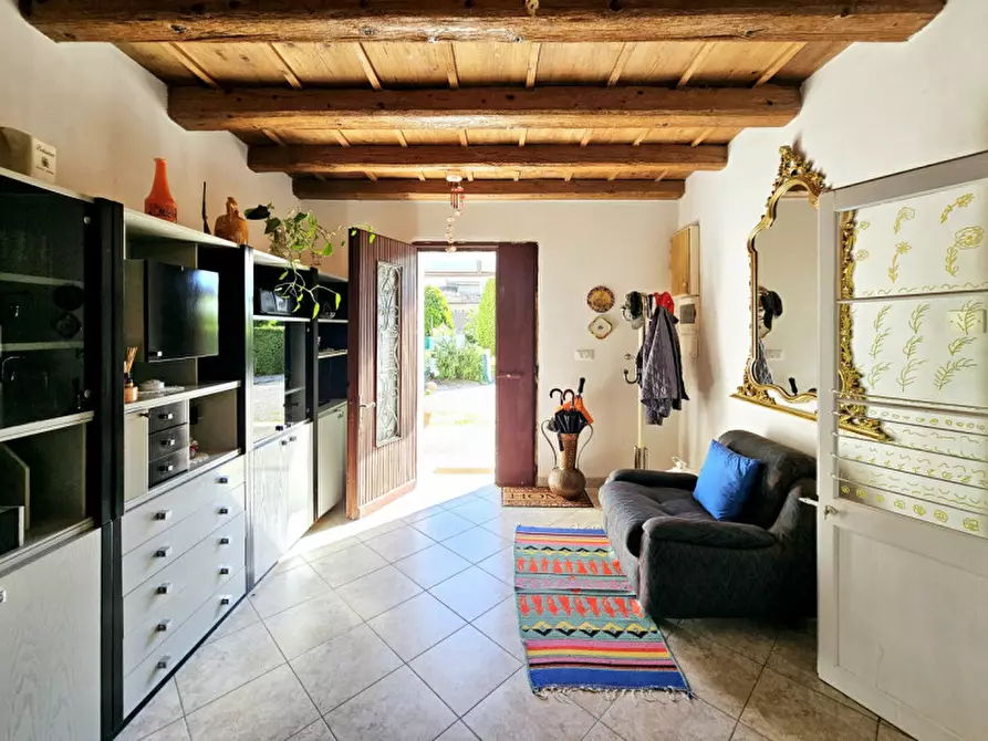 Immagine 11 di Casa bifamiliare in vendita  in Via Cabronziero a Merlara