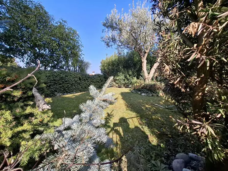 Immagine 3 di Casa bifamiliare in vendita  a Sona