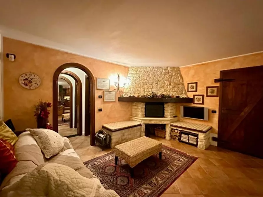 Immagine 16 di Casa bifamiliare in vendita  a Sona