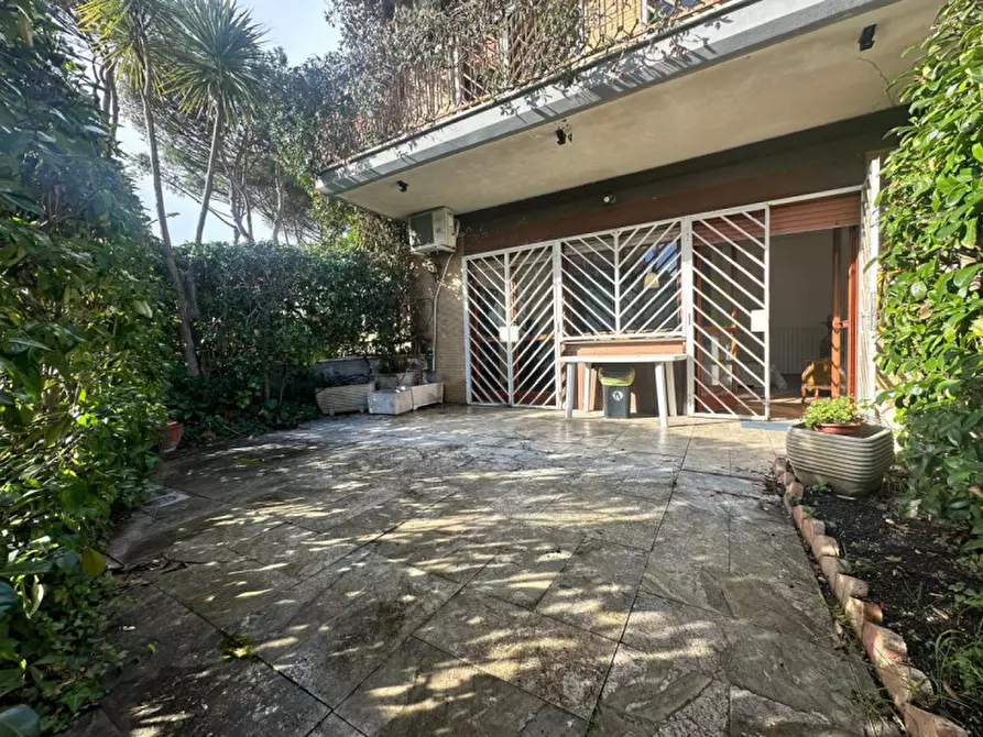 Immagine 1 di Appartamento in vendita  in VIA FRANCESCO BARTOLOME RASTRELLI 170 a Roma