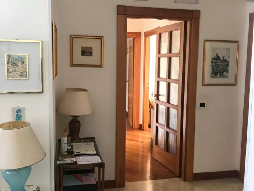 Immagine 14 di Appartamento in vendita  in CORSO DEL POPOLO a Padova