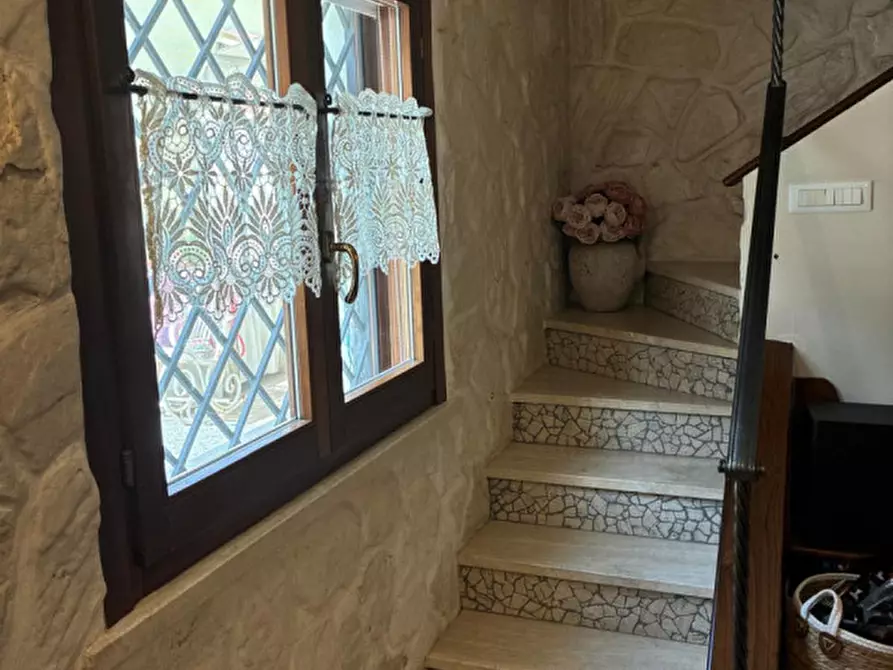Immagine 39 di Villa in vendita  in Via degli Zucchetti n.11 a Nettuno