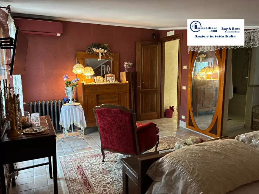Immagine 45 di Villa in vendita  in Via degli Zucchetti n.11 a Nettuno