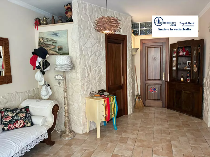 Immagine 53 di Villa in vendita  in Via degli Zucchetti n.11 a Nettuno