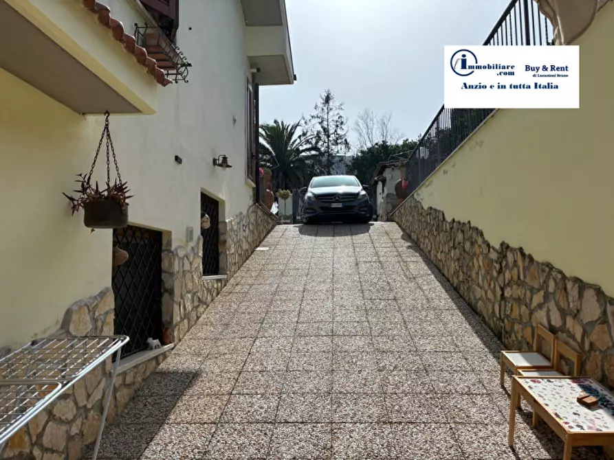 Immagine 50 di Villa in vendita  in Via degli Zucchetti n.11 a Nettuno