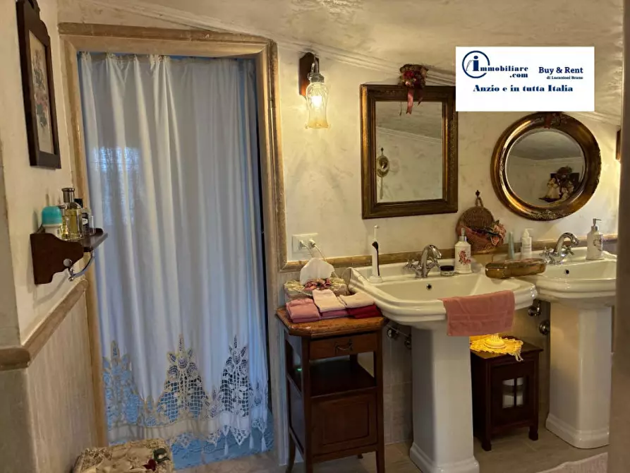 Immagine 73 di Villa in vendita  in Via degli Zucchetti n.11 a Nettuno