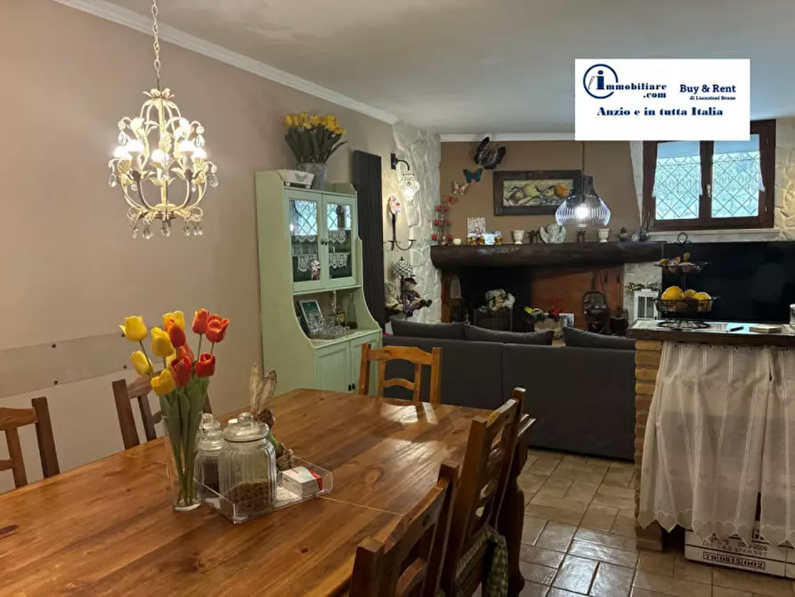 Immagine 67 di Villa in vendita  in Via degli Zucchetti n.11 a Nettuno