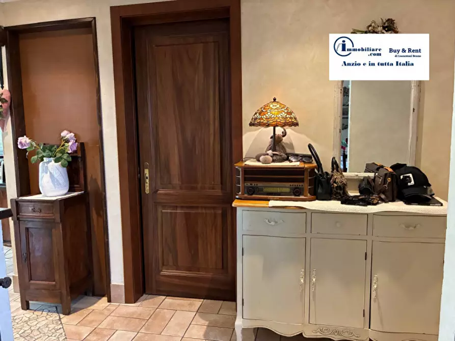 Immagine 70 di Villa in vendita  in Via degli Zucchetti n.11 a Nettuno