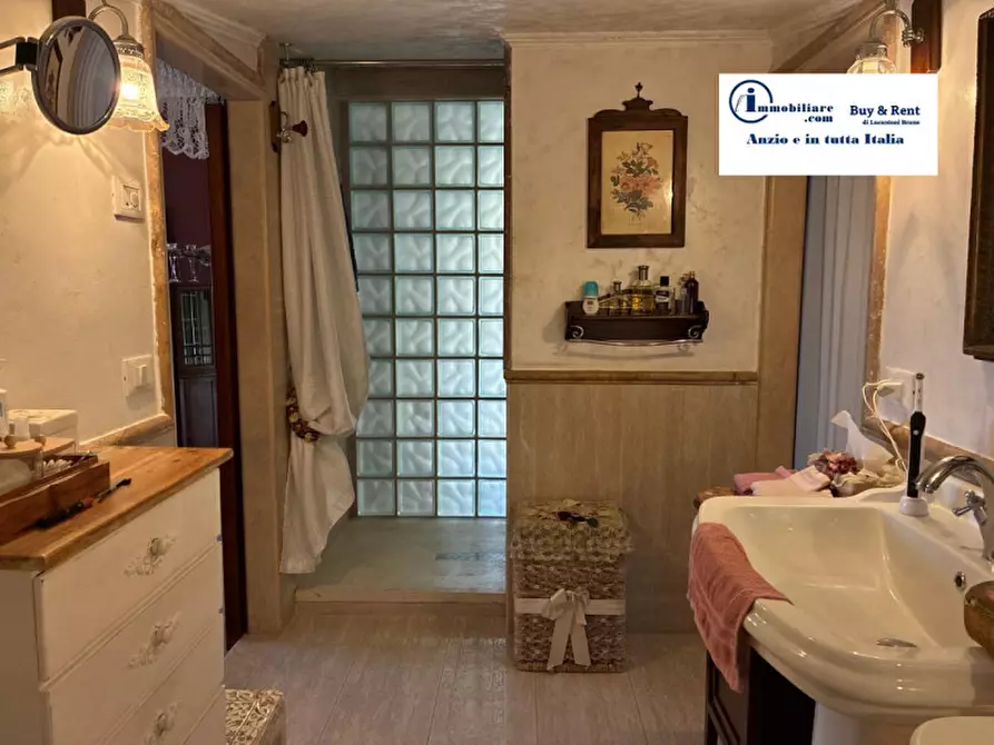 Immagine 71 di Villa in vendita  in Via degli Zucchetti n.11 a Nettuno