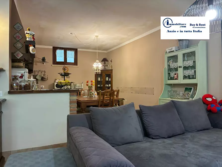 Immagine 97 di Villa in vendita  in Via degli Zucchetti n.11 a Nettuno