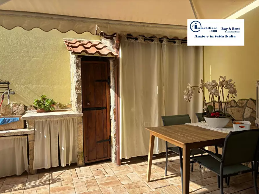 Immagine 87 di Villa in vendita  in Via degli Zucchetti n.11 a Nettuno