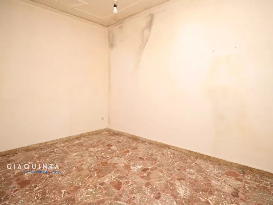 Immagine 8 di Casa indipendente in vendita  in Via Bergamo N.04 a Palagonia