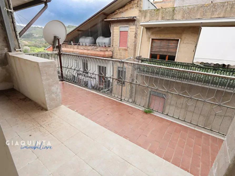 Immagine 9 di Casa indipendente in vendita  in Via Bergamo N.04 a Palagonia