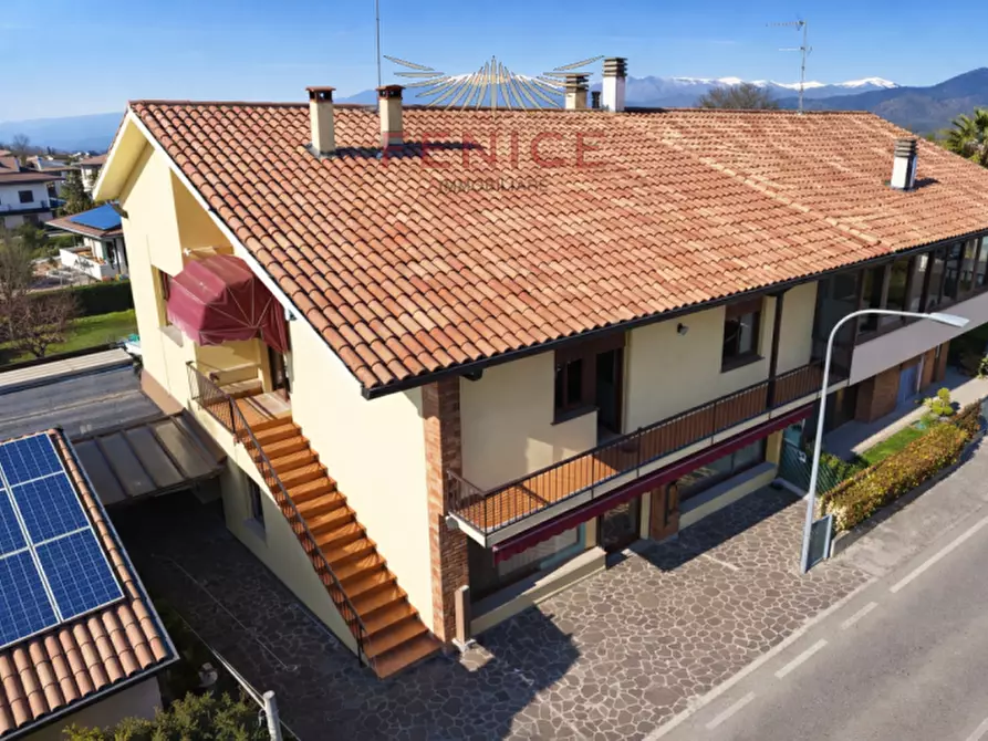 Immagine 2 di Appartamento in vendita  in Via Piave a Caerano Di San Marco