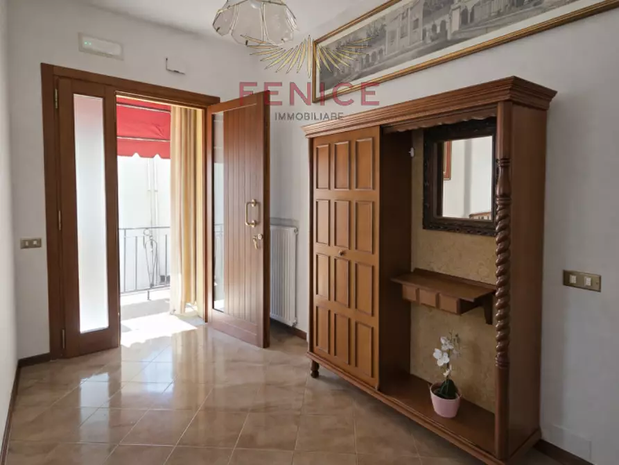 Immagine 4 di Appartamento in vendita  in Via Piave a Caerano Di San Marco