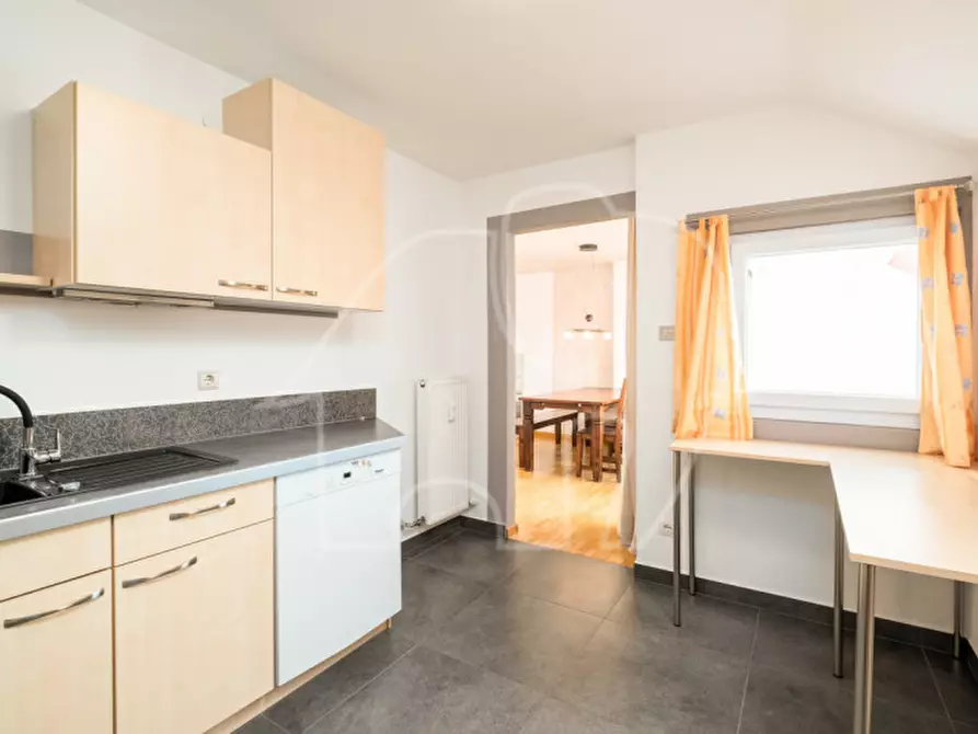Immagine 4 di Appartamento in vendita  in Pranzollweg - Via Pranzoll a Appiano Sulla Strada Del Vino .Eppan An Der.