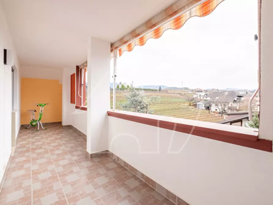Immagine 18 di Appartamento in vendita  in Pranzollweg - Via Pranzoll a Appiano Sulla Strada Del Vino .Eppan An Der.