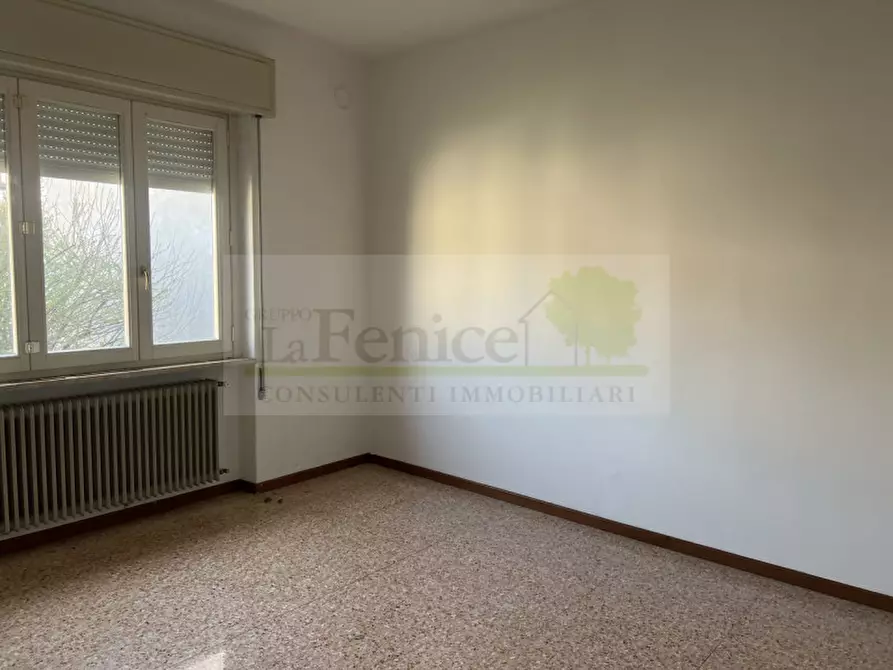 Immagine 10 di Villa in vendita  in Via Mantova,37 a Castel Goffredo
