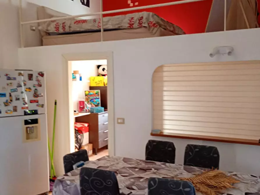 Immagine 7 di Appartamento in affitto  in via foria 37 a Napoli