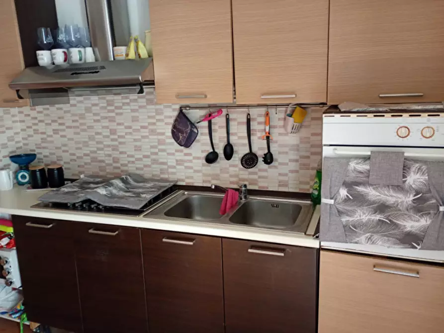 Immagine 28 di Appartamento in affitto  in via foria 37 a Napoli