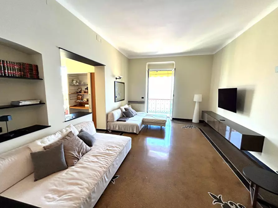 Immagine 2 di Appartamento in vendita  in Corso Giuseppe Mazzini a Camogli