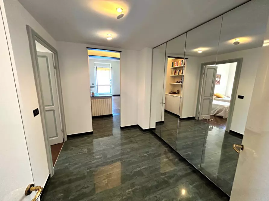 Immagine 14 di Appartamento in vendita  in Corso Giuseppe Mazzini a Camogli
