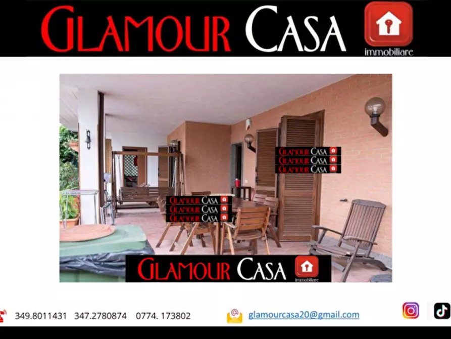 Immagine 3 di Villa in vendita  in via della stella polare a Guidonia Montecelio