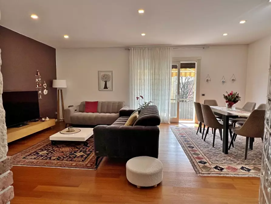 Immagine 1 di Appartamento in vendita  in Via Gamba a Vicenza