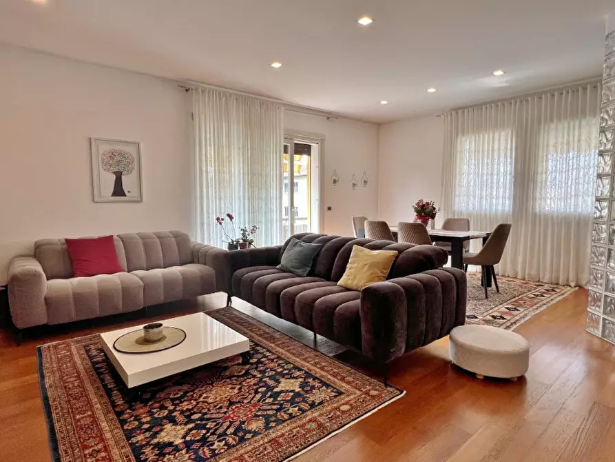 Immagine 2 di Appartamento in vendita  in Via Gamba a Vicenza