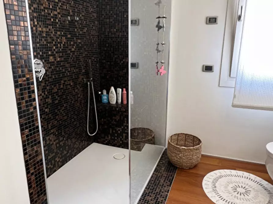 Immagine 18 di Appartamento in vendita  in Via Gamba a Vicenza