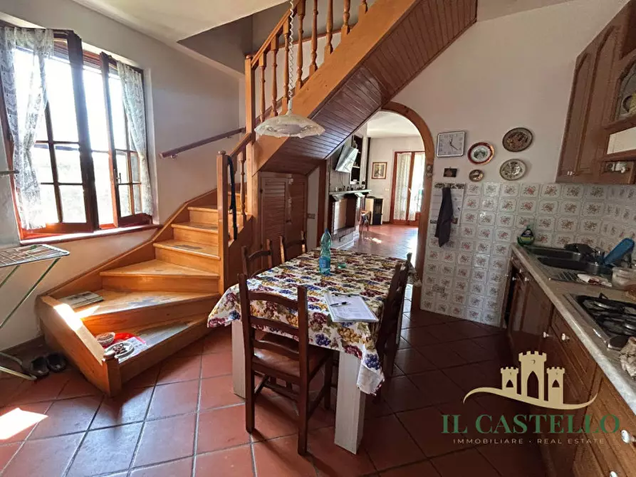 Immagine 4 di Villetta a schiera in vendita  a Castiglione Del Lago