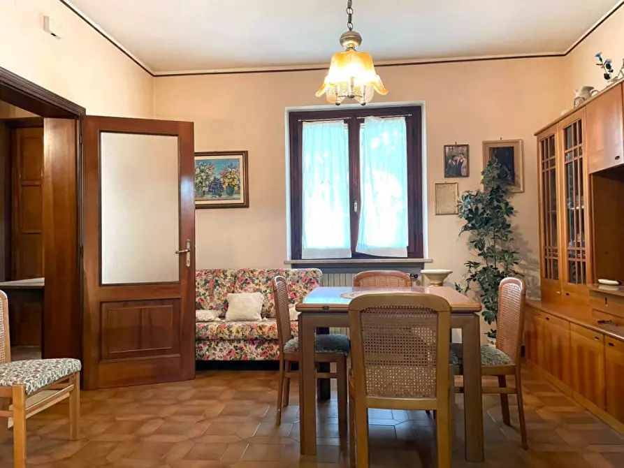 Immagine 19 di Villa in vendita  a Valeggio Sul Mincio