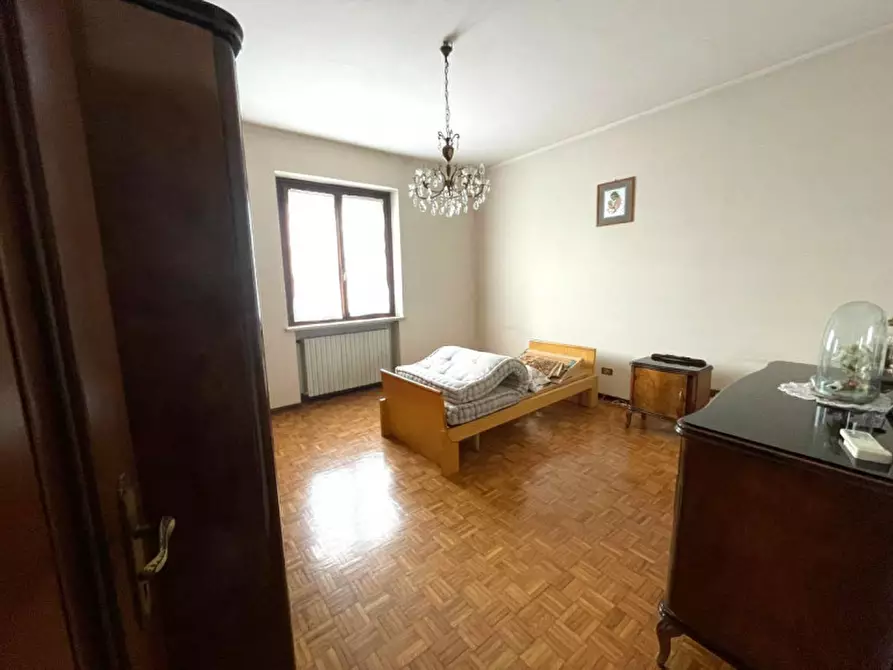 Immagine 20 di Villa in vendita  a Valeggio Sul Mincio