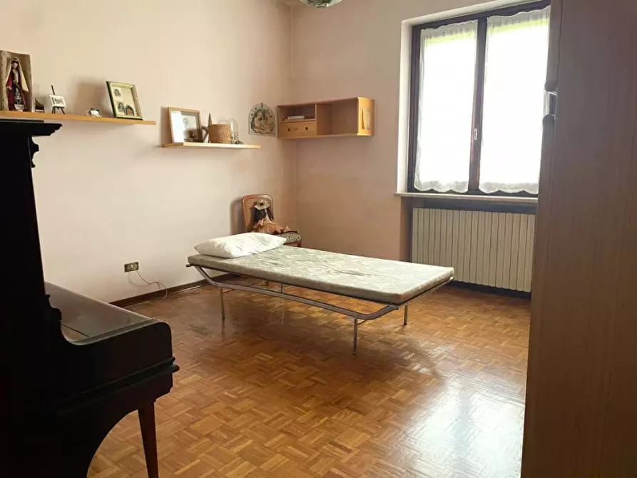 Immagine 23 di Villa in vendita  a Valeggio Sul Mincio