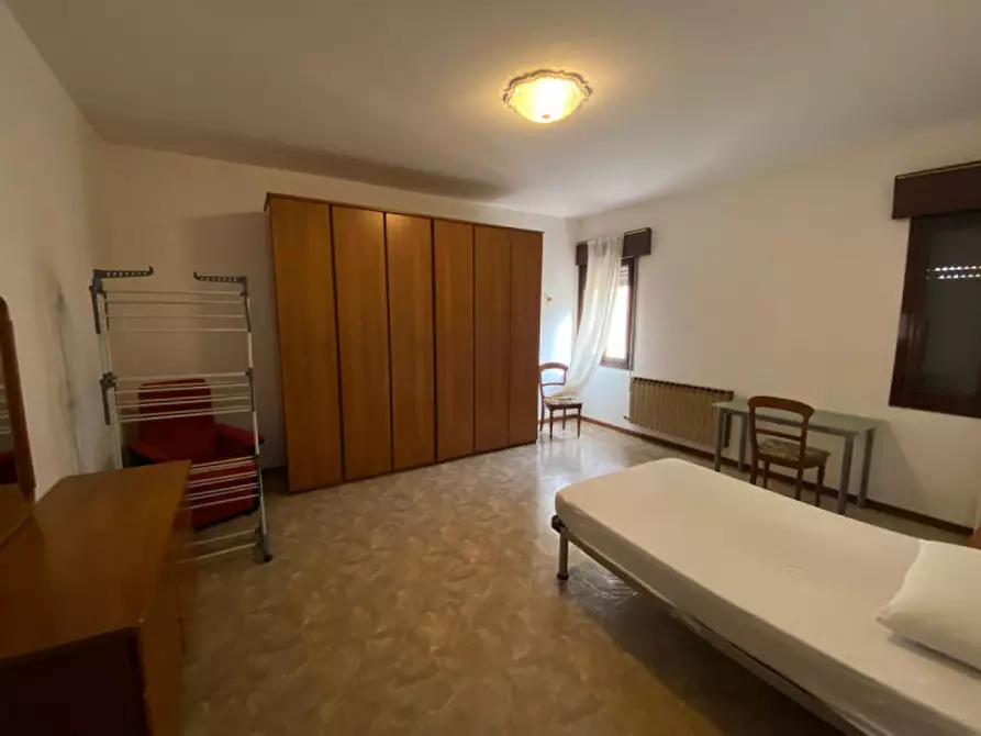 Immagine 21 di Appartamento in vendita  in Viale Gian Giorgio Trissino 65 a Vicenza