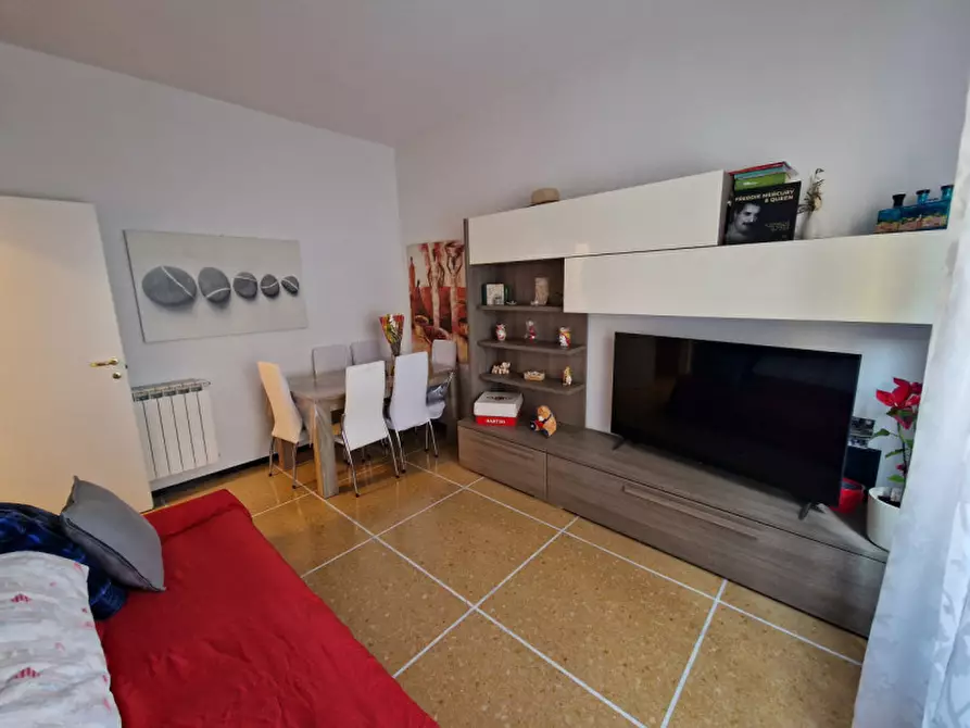 Immagine 2 di Appartamento in vendita  in Via Cereghetta a Rapallo