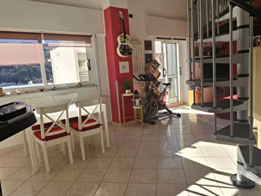 Immagine 8 di Appartamento in vendita  in via Schiantapetto a Savona