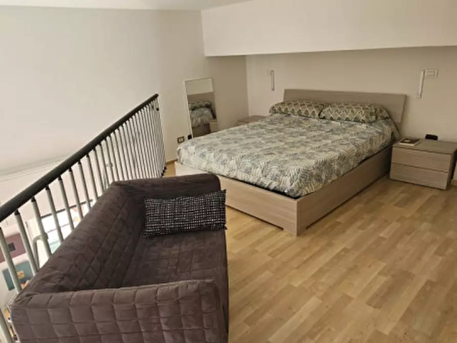 Immagine 10 di Appartamento in vendita  in via Schiantapetto a Savona