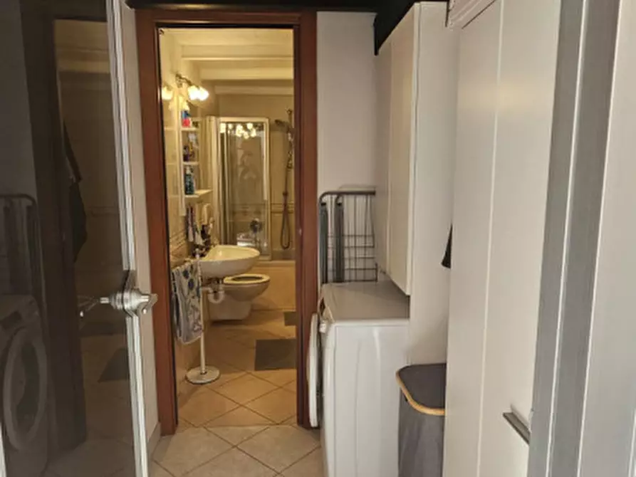 Immagine 14 di Appartamento in vendita  in via Schiantapetto a Savona