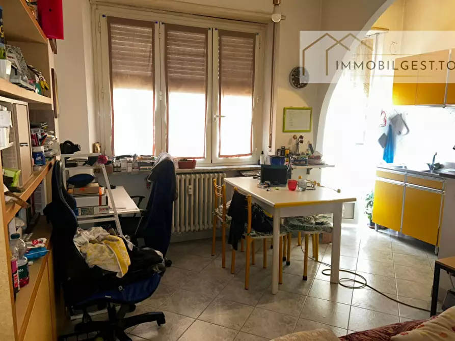 Immagine 3 di Appartamento in vendita  in Corso Brianza 19 a Torino