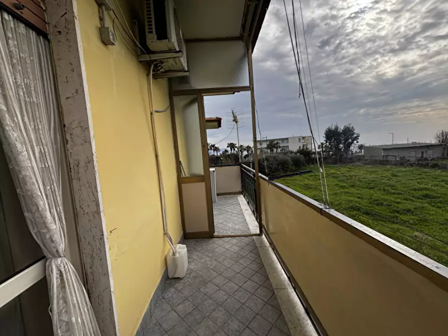Immagine 10 di Appartamento in affitto  in via litoranea a Torre Del Greco