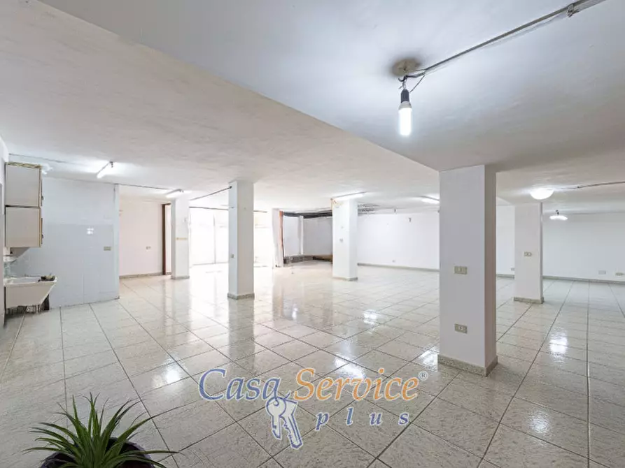 Immagine 1 di Garage in vendita  in via gianbattista vico a Gallipoli