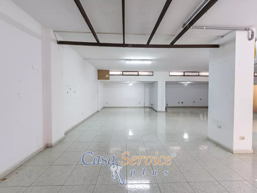 Immagine 5 di Garage in vendita  in via gianbattista vico a Gallipoli