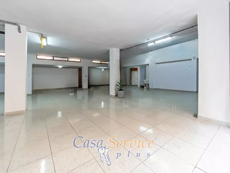 Immagine 7 di Garage in vendita  in via gianbattista vico a Gallipoli