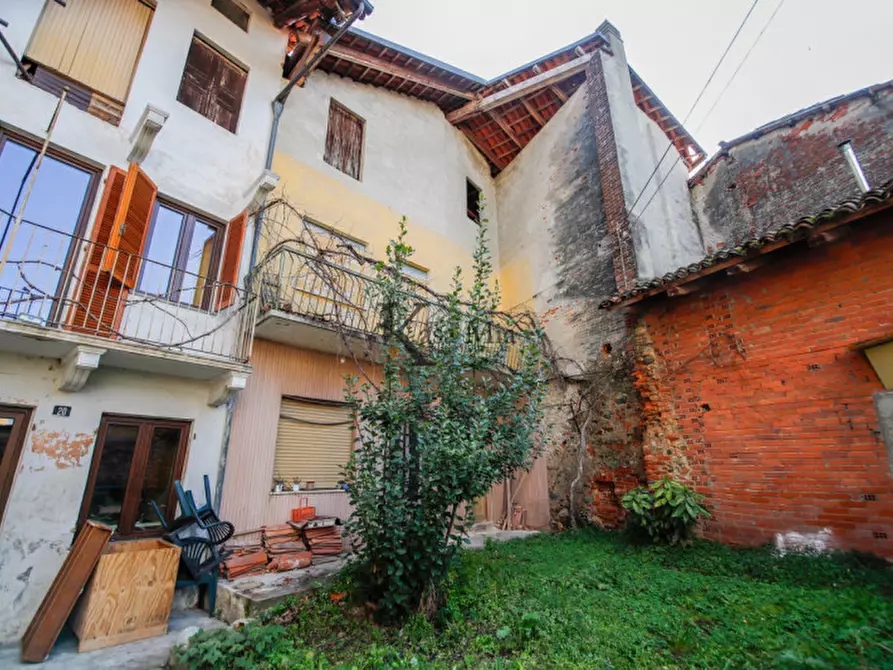 Immagine 4 di Casa indipendente in vendita  in via ivrea n. 24 a Candia Canavese